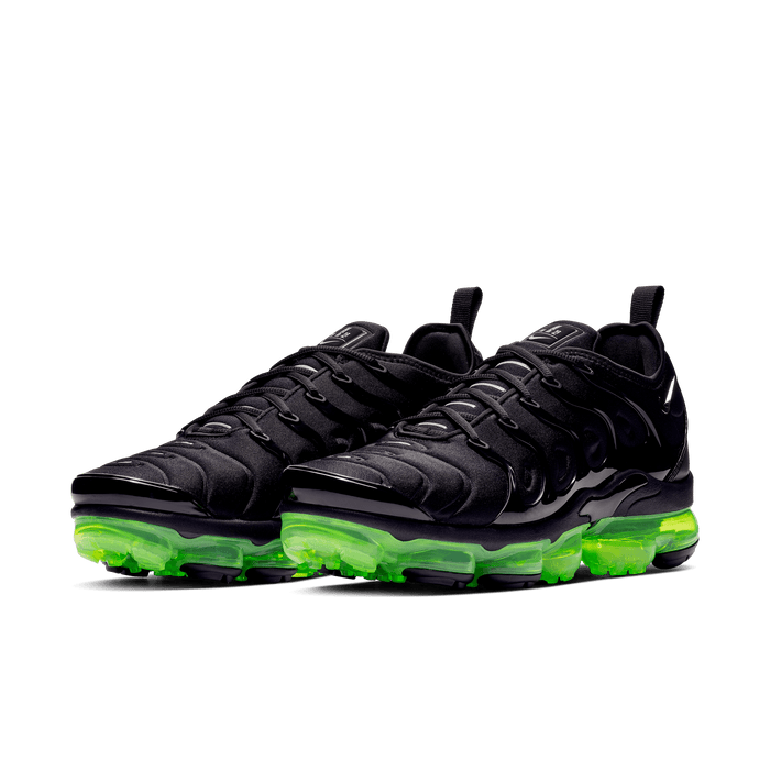 Men's Nike Air Vapormax Plus - Black/Reflect Silver/Volt