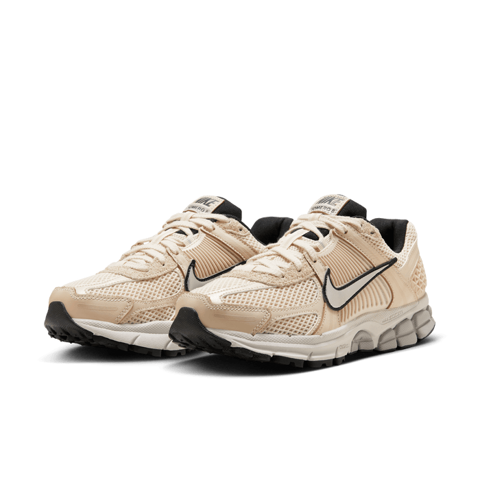 Women's Nike Zoom Vomero 5 - Pearl White/Chrome/Light Bone