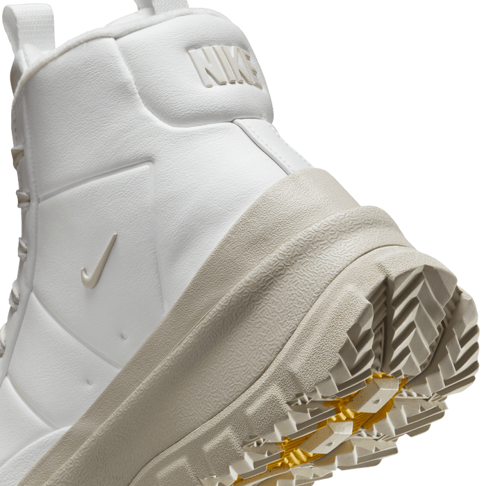 Women's Nike Blazer Mid Roam - Summit White/Phantom/Light Bone