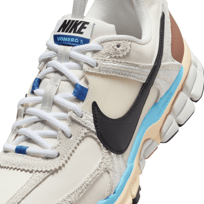 Women's Nike Zoom Vomero 5 Premium "Designed by Japan" - Pale Ivory/Black/Light Bone/Pale Vanilla